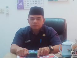 Siswa SMKN 3 Depok Terima Bantuan Siswa Miskin dari Pemkot Depok
