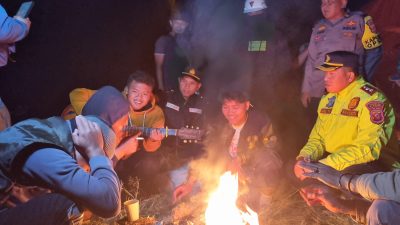 Patroli Malam, Wakapolresta Bandung Pantau Situasi Pasca Gempa di Kertasari