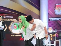 Debat Perdana Cabup Cawabup Lumajang 2024 Cak Thoriq Ning Fika: Dengan Pondasi yang Sudah Ada Siap Membawa Lumajang Menjadi Kota Baru