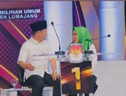 Dalam Pemaparan Visi Misi Paslon Nomor 01 Terlihat Unggul Saat Debat Bupati dan Wakil Bupati Lumajang