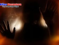 Rampok Perkosa Korban di Depok, Ancam Bunuh Pakai Kapak Jika Teriak Seorang wanita berinisal Y (36) menjadi korban meringkukan hingga licik di rumahnya di kawasan Pancoran Mas, Kota Depok , Jawa Barat (Jabar). Korban diancam akan dibunuh jika korban berteriak saat diperkosa pelaku.