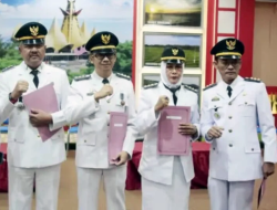 Bupati Lamsel Berikan Tugas Baru Camat Palas Sebagai Pendidik Pasca Viral Fenomena Jalan Kolam Lele