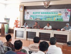 Di Hari Pertama Sebagai Kapolsek Solokan Jeruk Iptu Fathan Malisi S.H Hadiri Rapat Koordinasi Tingkat Kecamatan Solokan Jeruk