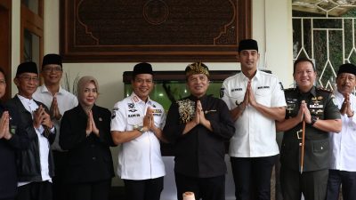 Rangkaian Hari Jadi ke-384 Kabupaten Bandung, Dadang Supriatna Kunjungi Rumah Dadang M. Naser