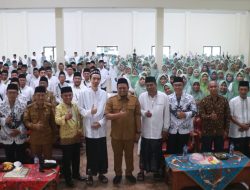 Wabup Fahmi Halal Bihalal Bersama Ratusan Guru di Kecamatan Paiton