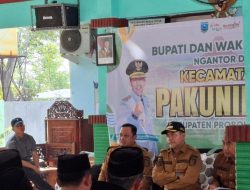 Bupati Haris dan Wabup Fahmi Ngantor di Kecamatan Pakuniran