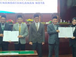 Teken Nota Kesepakatan KUA-PPAS Perubahan APBD TA 2025