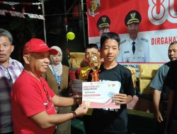 Pembagian Hadiah Lomba Meriahkan HUT RI ke-80 Tahun 2025 di Desa Sri Agung, Dihadiri Camat