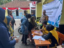 Polsek Nagreg Distribusikan Beras Bulog Murah, Warga Antusias Serbu Program Gerakan Pangan Murah