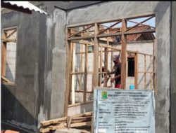 Keluarga Ibu Icah Dan Masyarakat Sekitar Ucapkan Terima kasih Karna sudah Terealisasinya Rutilahu Di Desanya