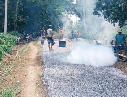 Pemdes Sukajaya Rehab Jalan Lapen 497 Meter di Dusun 4