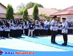Jadi Pembina Upacara HUT PGRI ke 80 dan Hari Guru Nasional 2025 , Bupati Dian : Guru Agen Transformasi Peradaban