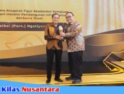 Wali Kota Cimahi Raih Penghargaan Detik Jabar Award 2025