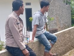 Saat Berikan Himbauan Kamtibmas : Aipda Yusuf Santosa Bhabinkamtibmas Desa Cikancung Polsek Cikancung Gelar Sambang