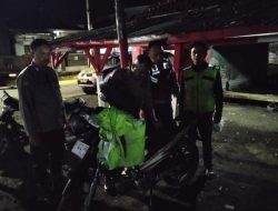 Jamin Keamanan Sebelum Sahur : Anggota Piket Fungsi Polsek Cikancung Rutin Gelar Patroli Perintis Presisi
