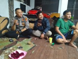 Bhabinkamtibmas Polsek Pameungpeuk Aipda Restu Gelar Buka Puasa Bersama Masyarakat di Arjasari