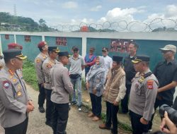 Kapolsek Soreang Hadiri Kunjungan Kapolda Jabar Tinjau Dapur SPPG Jelegong Kutawaringin