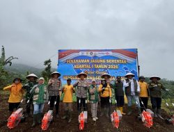 Polresta Bandung Tanam Jagung Serentak 4 Hektar di Cikancung, Dukung Swasembada Pangan Nasional