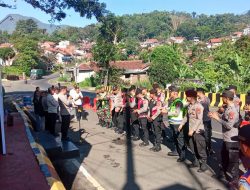 Kapolsek Nagreg Pimpin Apel Gabungan Pengamanan Operasi Ketupat Lodaya 2026 di Pospam Cikaledong