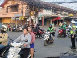 Polsek Margahayu Tingkatkan Pelayanan Pagi Hari, Gatur Lalin di Perempatan Sekeloa TKI Berjalan Aman dan Lancar