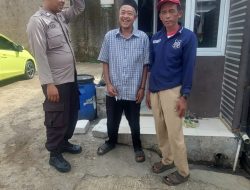 Titipkan Pesan Kamtibmas Kepada Masyarakat Desa Mandalamekar Unit Binmas Polsek Cimenyan Laksanakan Sambang