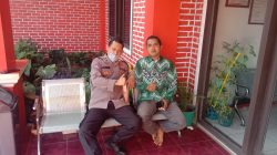 Bhabinkamtibmas Polsek Ibun Sampaikan Himbauan Kamtibmas Saat Datangi Kantor Desa
