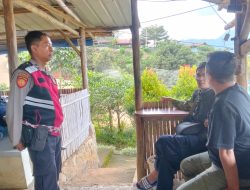 Saat Menggelar Patroli Siang : Polsek Cimenyan Sasar Kawasan Rawan Kriminalitas hingga Transportasi Online, Situasi Aman Terkendali