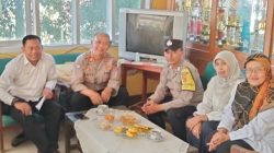 Bhabinkamtibmas Desa Cimenyan Polsek Cimenyan Sambangi SMPN 1, Sampaikan Pesan Kamtibmas ke Pelajar dan Guru