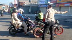 Pelayanan Minggu Pagi di Simpang Siliwangi, Unit Lantas Polsek Baleendah Atur Lalu Lintas