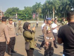 Kapolsek Soreang Pimpin Pengamanan Upacara Peringatan Hari Jadi ke-385 Kabupaten Bandung dan Hari Kartini ke-147 Tahun 2026 Tingkat Kabupaten Bandung
