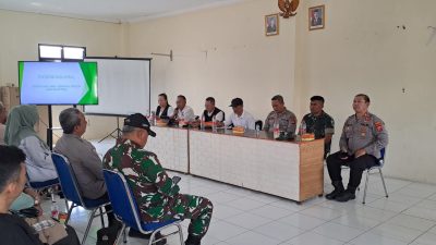 Bhabinkamtibmas Dayeuhkolot Hadiri Sosialisasi Pengadaan Tanah Pembangunan Jembatan Citarum