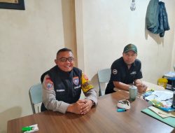 Anggota Bhabinkamtibmas Polsek Cicalengka Sambangi Warga, Sampaikan Pesan Kamtibmas