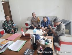 Bhabinkamtibmas Desa Ciporeat bersama Babinsa Kompak Sambangi Kantor Desa Ciporeat, Perkuat Sinergi Jaga Kamtibmas