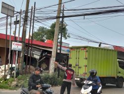 Polisi Polsek Cikancung Laksanakan Gatur Lalin Pagi, Arus Lalu Lintas Lancar dan Kondusif