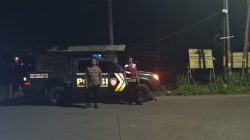 Jamin Keamanan Setiap Waktu Malam : Anggota Piket Samapta Polsek Ciparay Polresta Bandung Gencarkan Patroli