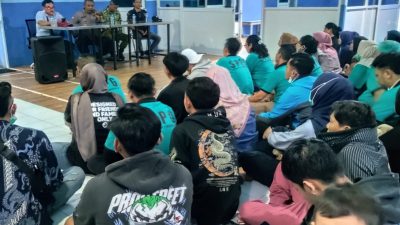 Bhabinkamtibmas Margahayu Selatan Gencarkan Edukasi Bahaya Narkoba dan Judi Online kepada Relawan SPPG
