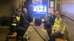 Jamin Keamanan : Anggota Unit Samapta Polsek Cimenyan Polresta Bandung Gelar Patroli Perintis Presisi Malam