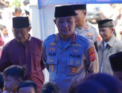 Jum’at Berkah di Dayeuhkolot, Kapolresta Bandung Hadirkan Layanan Kesehatan Gratis dan Pererat Silaturahmi dengan Warga