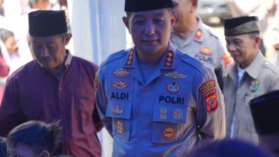 Jum’at Berkah di Dayeuhkolot, Kapolresta Bandung Hadirkan Layanan Kesehatan Gratis dan Pererat Silaturahmi dengan Warga