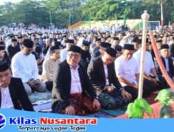 Bupati Takalar Daeng Manye Bersama Daeng Se,re Anggota DPR RI Jalan Kaki Ke Lapangan Makkatang Daeng Sibali Shalat Idul Adha 1447 H