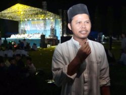 Lantunkan Ayat Suci Al-Qur’an, Dua Jemaah Shobat Way Sulan Dapat Kejutan Hadiah Umrah dari Bupati Egi