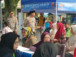 Polresta Bandung Gelar Jumat Berkah di Alun-Alun Banjaran, Ratusan Warga Nikmati Layanan Kesehatan dan Makan Gratis