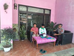 Kunjungi Wilayah Binaan : Aiptu Harry Garnia Bhabinkamtibmas Polsek Cikancung Sampaikan Himbauan Kamtibmas 