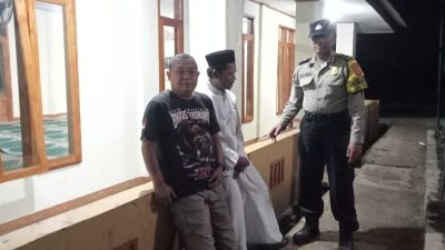 Wujud Kepedulian Nyata, Polsek Cimaung Gandeng Dua Puskesmas Gelar Jumat Berkah dan Pengobatan Gratis