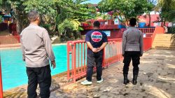 Kunjungi Obyek Wisata Sanding Water Park : Anggota Polsek Paseh Berikan Himbauan Kamtibmas Kepada Petugas