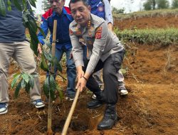 May Day 2026 di Kabupaten Bandung Diisi Penanaman Pohon, Kapolresta Bandung: Wujud Kepedulian Buruh terhadap Lingkungan