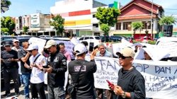 Forum Aktivis Bengkulu Bersatu Gelar Aksi di PN dan Kejati,Desak Penegakan Hukum Sejumlah Perkara,