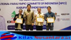 Bantu Atlet Disabilitas, Bupati Lucky Hakim Berikan Kursi Roda Dari Program CSR Perusahaan Jepang