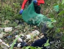 Bupati Indramayu Lucky Hakim Peduli Akan Kebersihan Lingkungan Dengan Cara Terjun Langsung Membersihkan Sampah