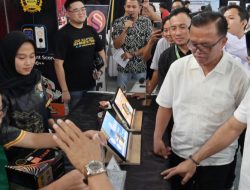 Sukses Jadi Tuan Rumah Borneo Flasher Tour 2026, Lampung Selatan Pecahkan Rekor 500 Teknisi Ponsel